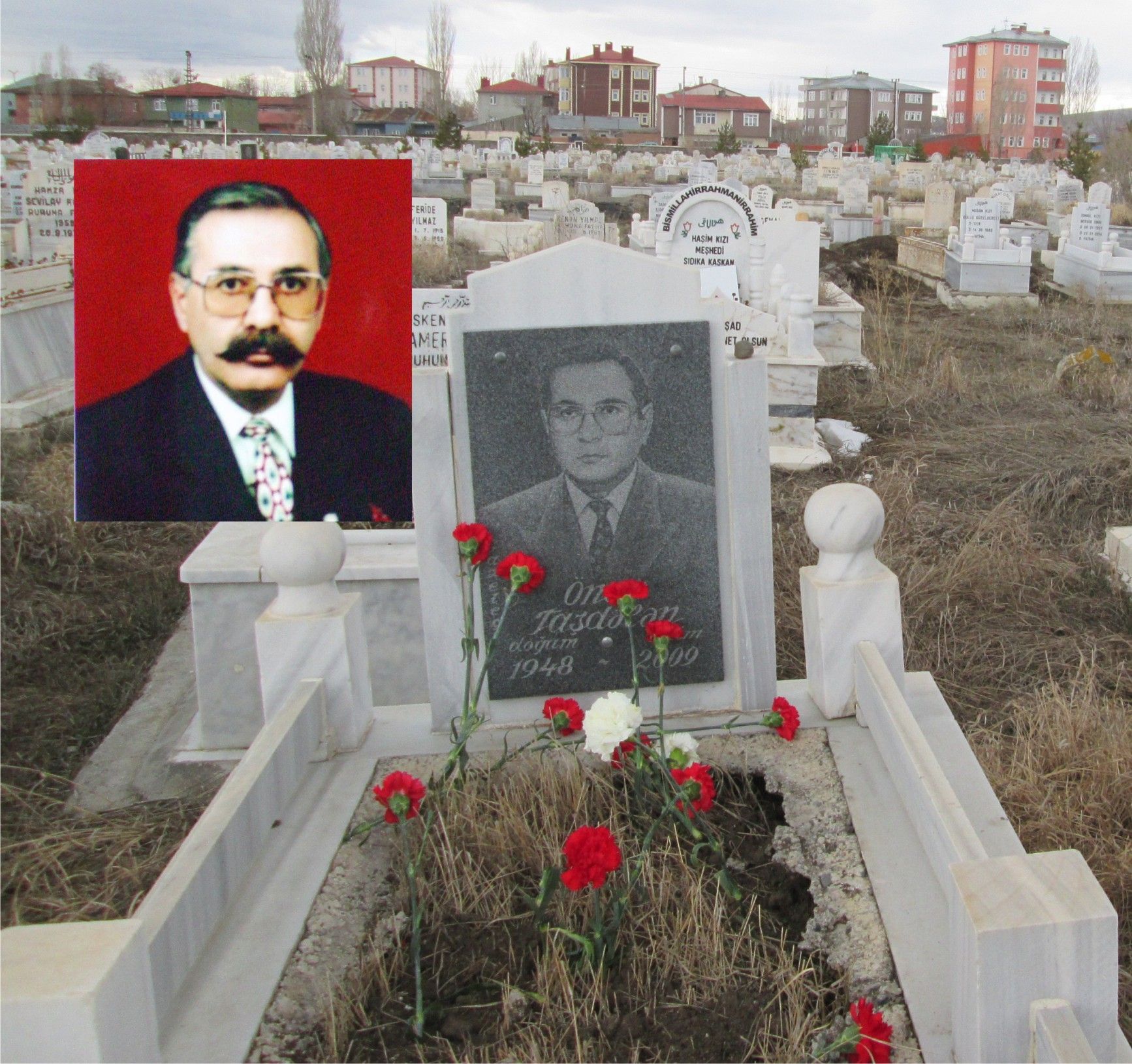 Gazeteci Öner Daşdelen mezarı başında anıldı - Birlik Haber Ajansı