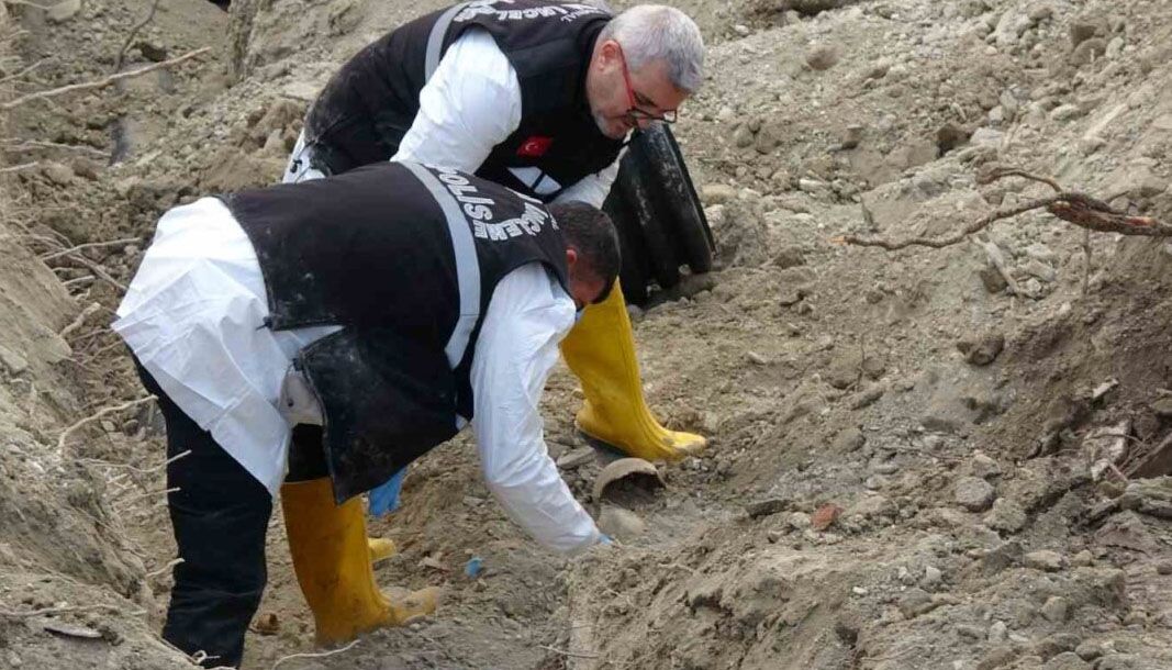 Burdur Öğretmenevi'nde insan kemikleri bulundu - Birlik Haber Ajansı