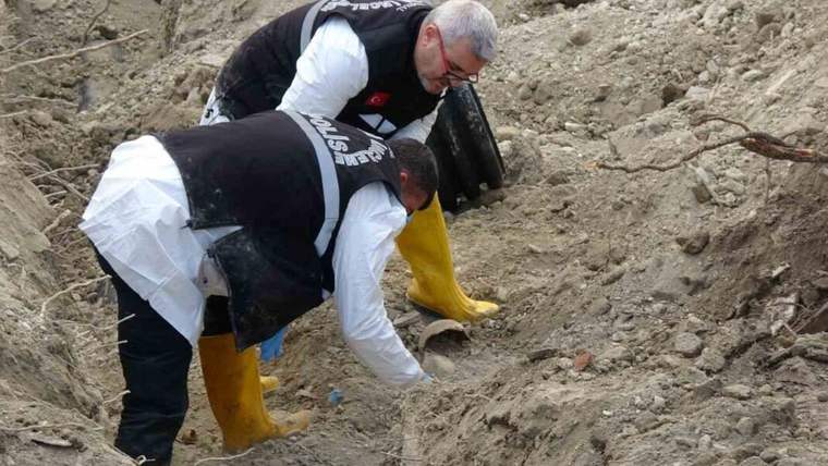 Burdur Öğretmenevi'nde insan kemikleri bulundu - Birlik Haber Ajansı
