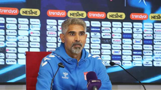Sivasspor’da Kritik Uyarı: İsmet Taşdemir’den Play-Off Mesajı ve Taraftara Çağrı