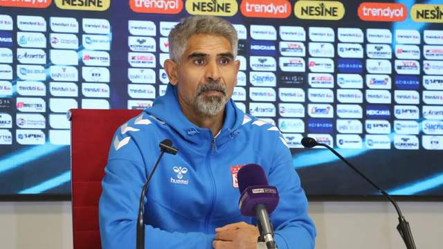 Sivasspor’da Kritik Uyarı: İsmet Taşdemir’den Play-Off Mesajı ve Taraftara Çağrı
