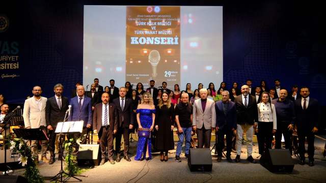 Sivas’ta Türk Müziği Konseri: Üniversite Öğrencilerinden Unutulmaz Gece