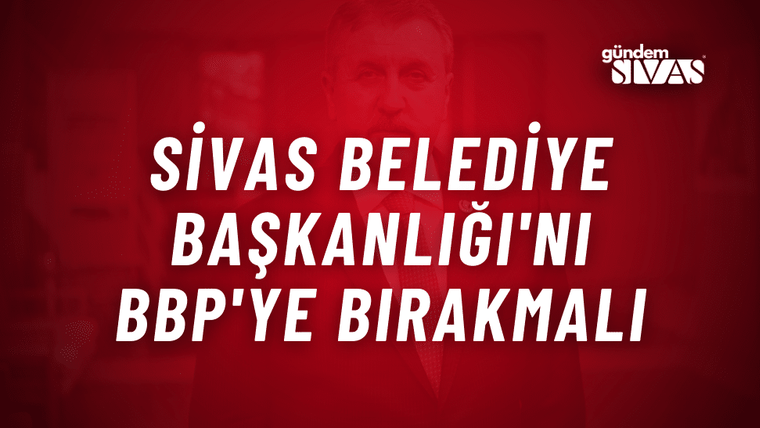 Kırmızı zeminli grafikte takım elbiseli bir erkeğin silik portresi ve büyük beyaz yazılar yer alıyor.