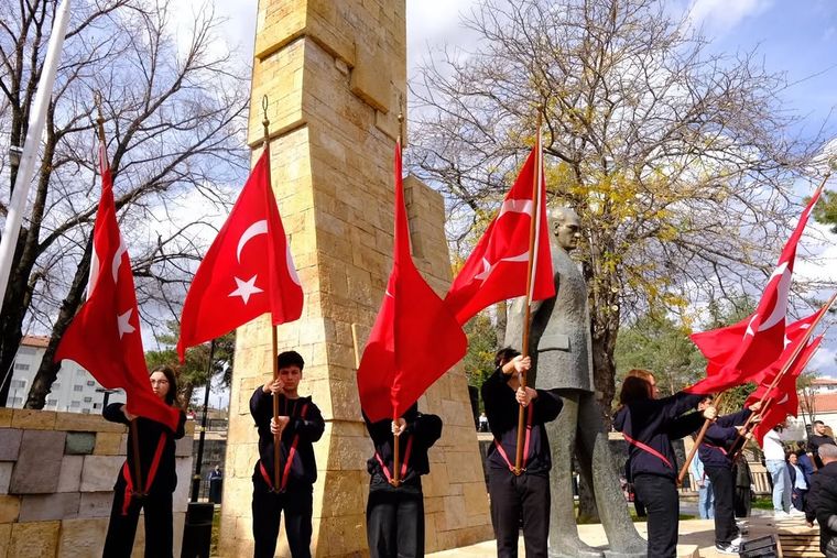 Sivas'ta 29 Ekim Cumhuriyet Bayramı'nın 102. Yılı Coşkuyla Kutlandı