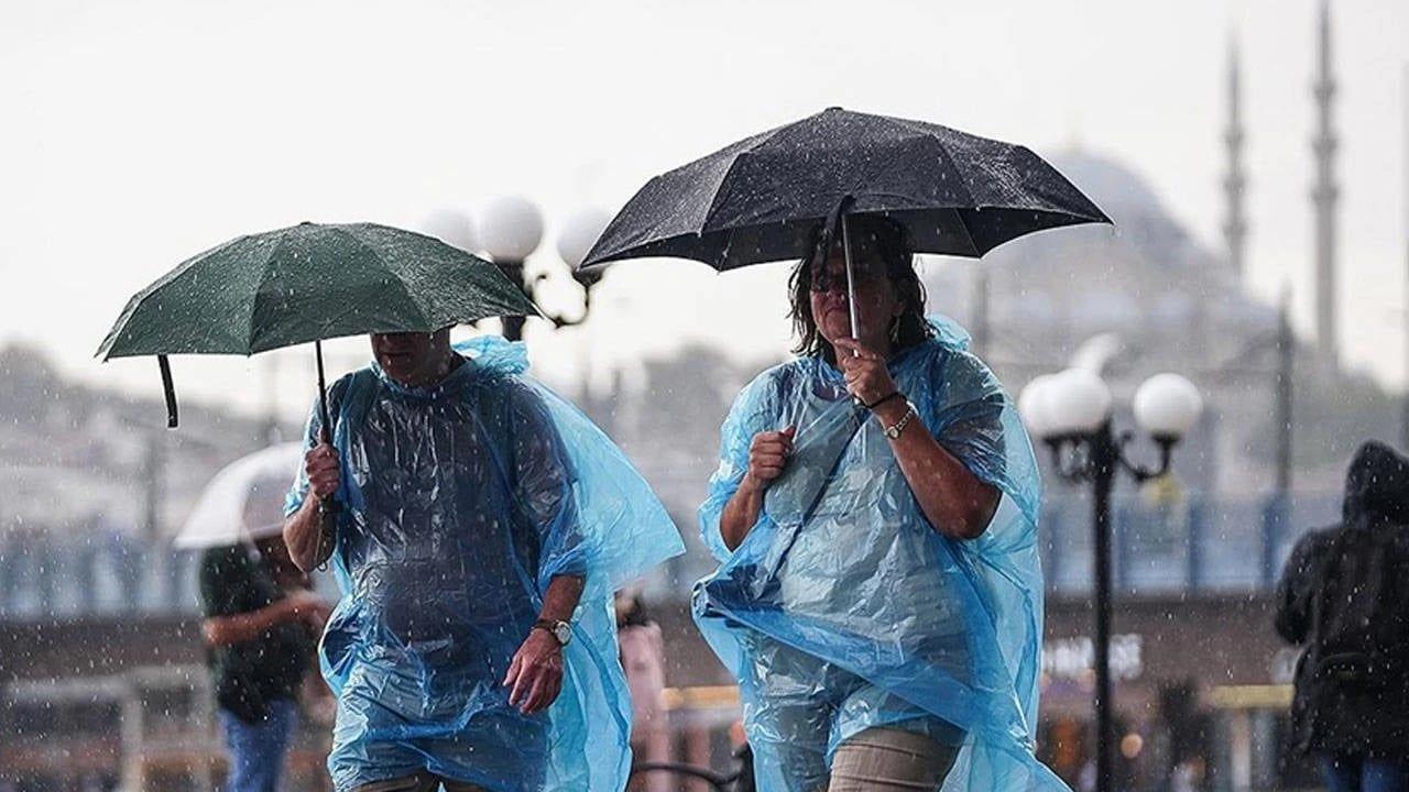 Meteoroloji Uyardı: 10 İlde Kuvvetli Sağanak Kapıda!