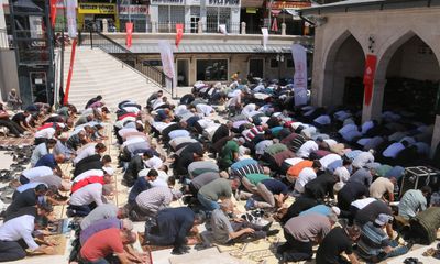Sivas’ın Tarihi Mirası Meydan Camii Restorasyon Sonrası İbadete Açıldı