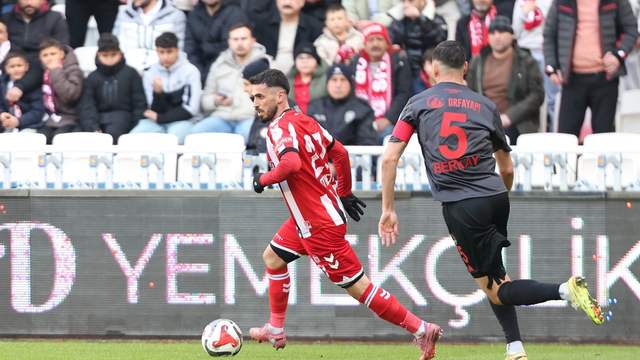 Sivasspor Evinde Gol Bulamadı: Pendikspor Maçı Sessiz Beraberlikle Tamamlandı