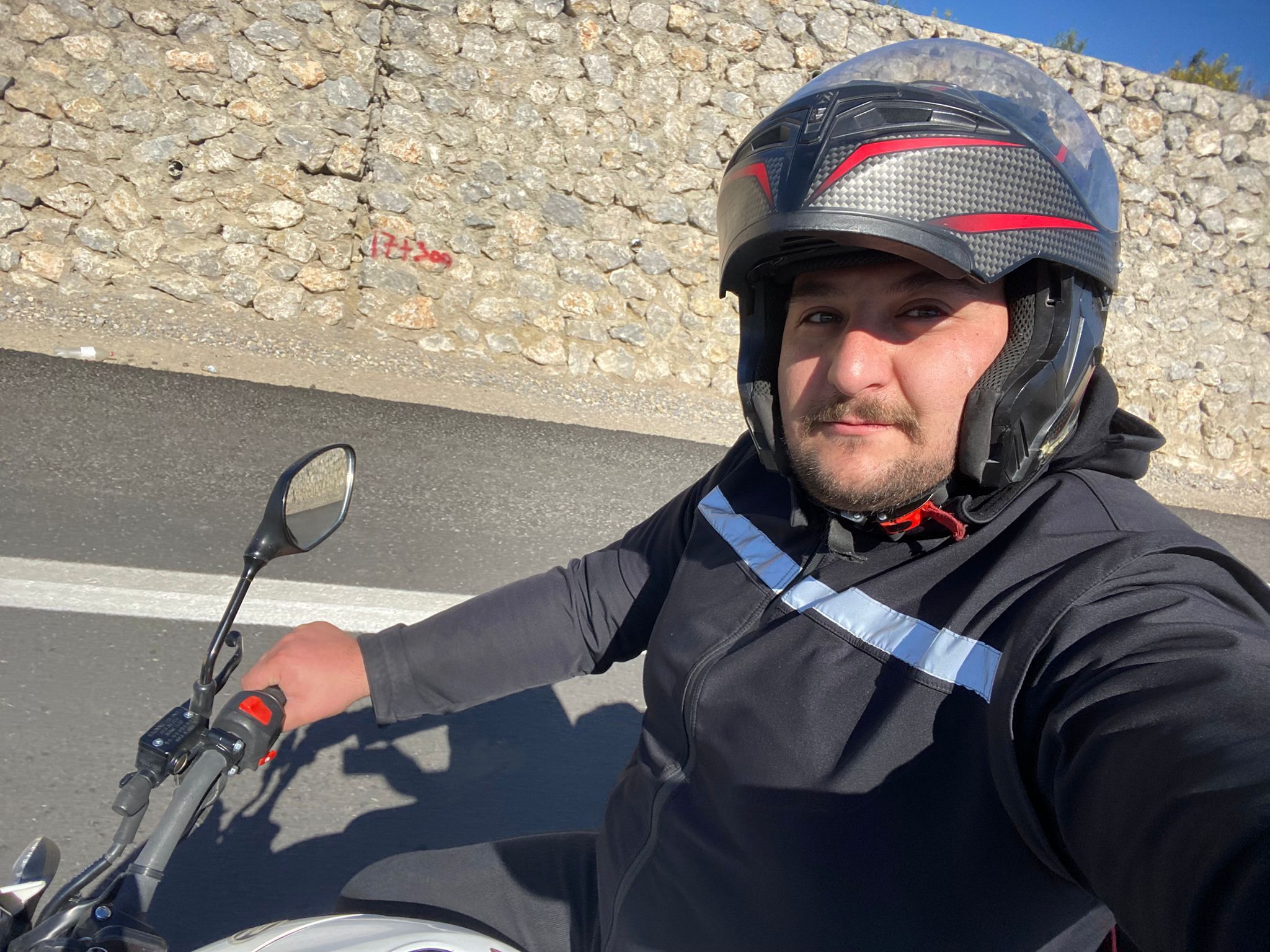 İnat Etti, 125 cc Motorla 1200 Kilometre Devirdi!