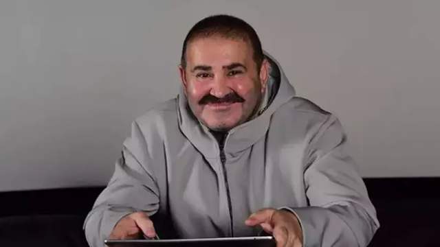 Şafak Sezer Kimdir? Hayatı, Kariyeri ve Başarıları