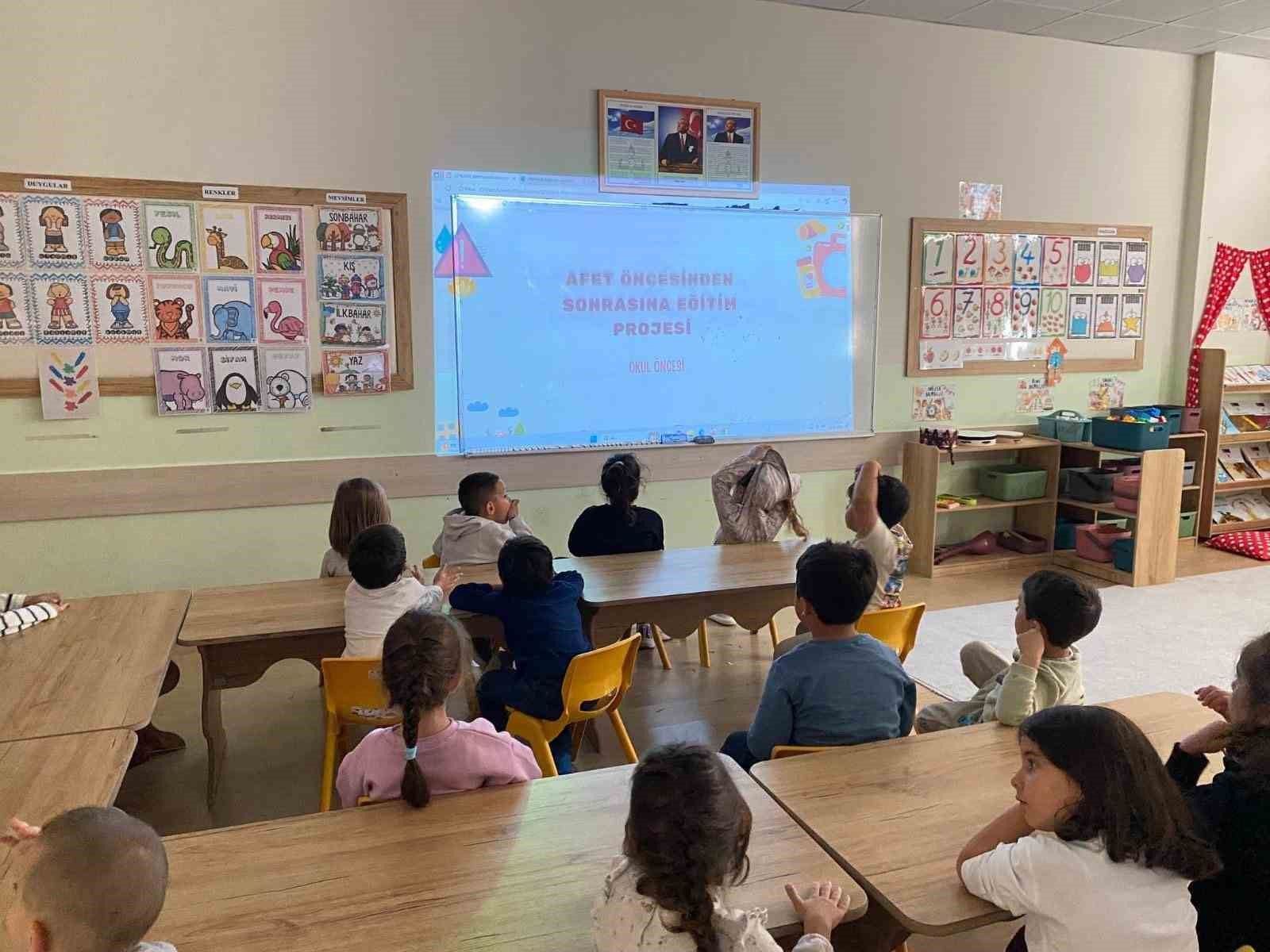 Sivas’taki ilkokul, ortaokul ve liselerde tatbikat yapıldı