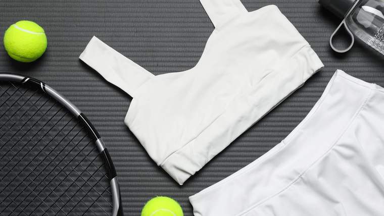 Tenis Kıyafetleri Seçim Rehberi: Kortta Fark Yaratan Detaylar