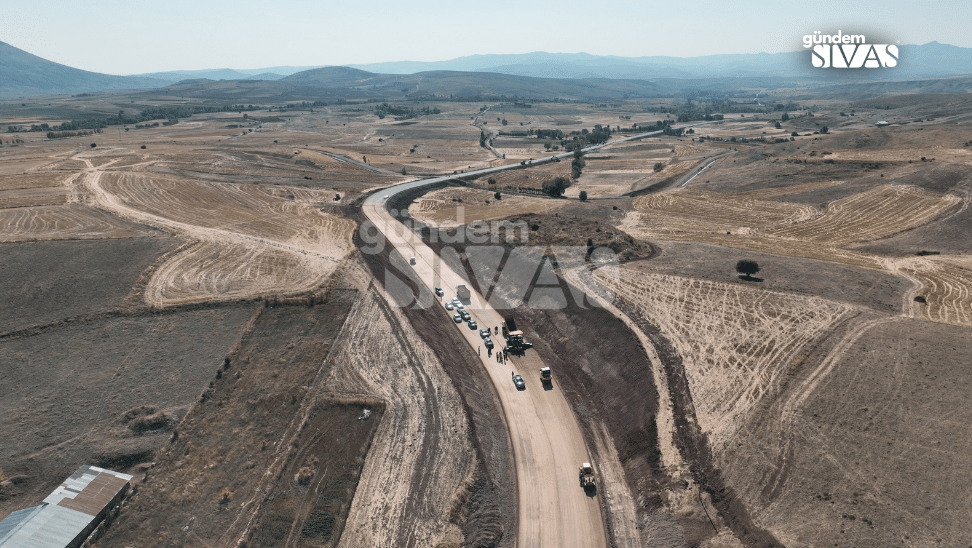 Yol Çalışmaları Son Sürat Devam Ediyor