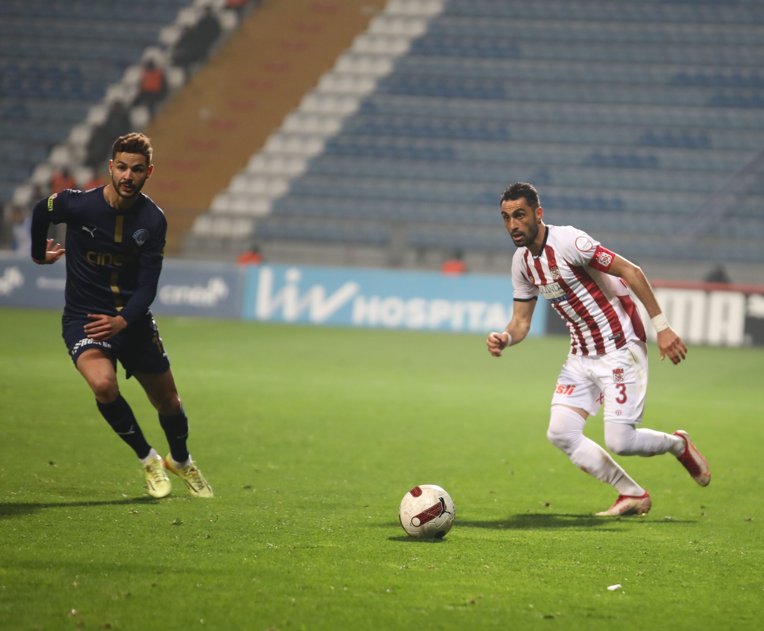 Kasımpaşa - Sivasspor Maçının VAR Hakemi Jeroen Manschot Oldu! İşte Detaylar