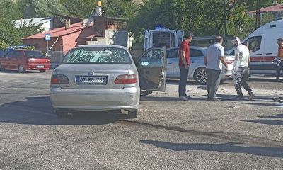 Sivas'ta Meydana Gelen Trafik Kazasında 1'i Ağır 4 Yaralı