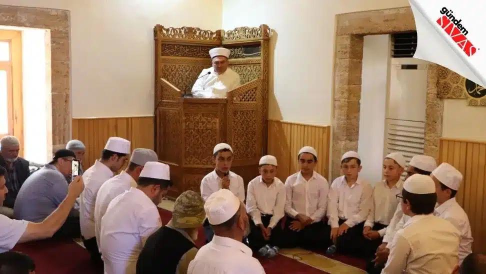 Sivaslı Hafızlardan Kur'an Ziyafeti