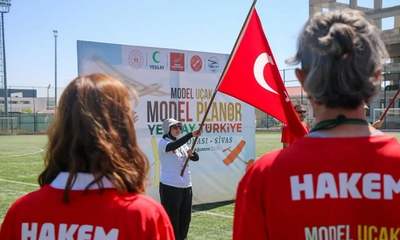 4 Eylül Spor Vadisi’nde model uçak ve planör yarışları başladı