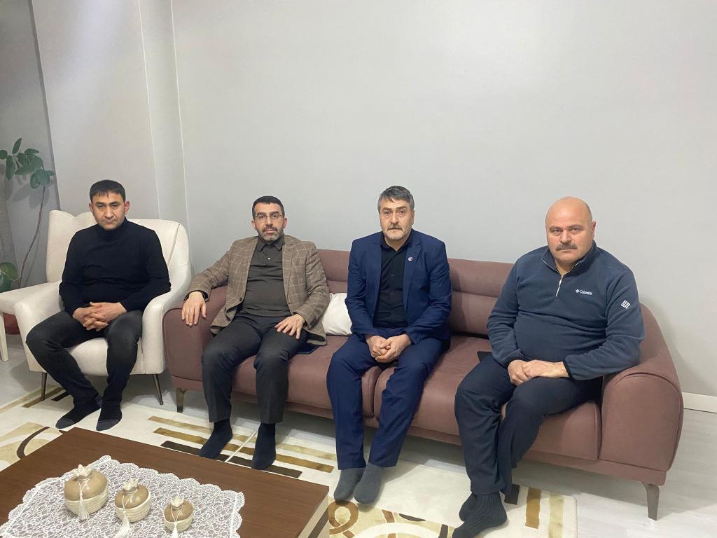 AK Parti Kars Milletvekili Adem Çalkın "Erdağ" ailesini ziyaret etti - Birlik Haber Ajansı