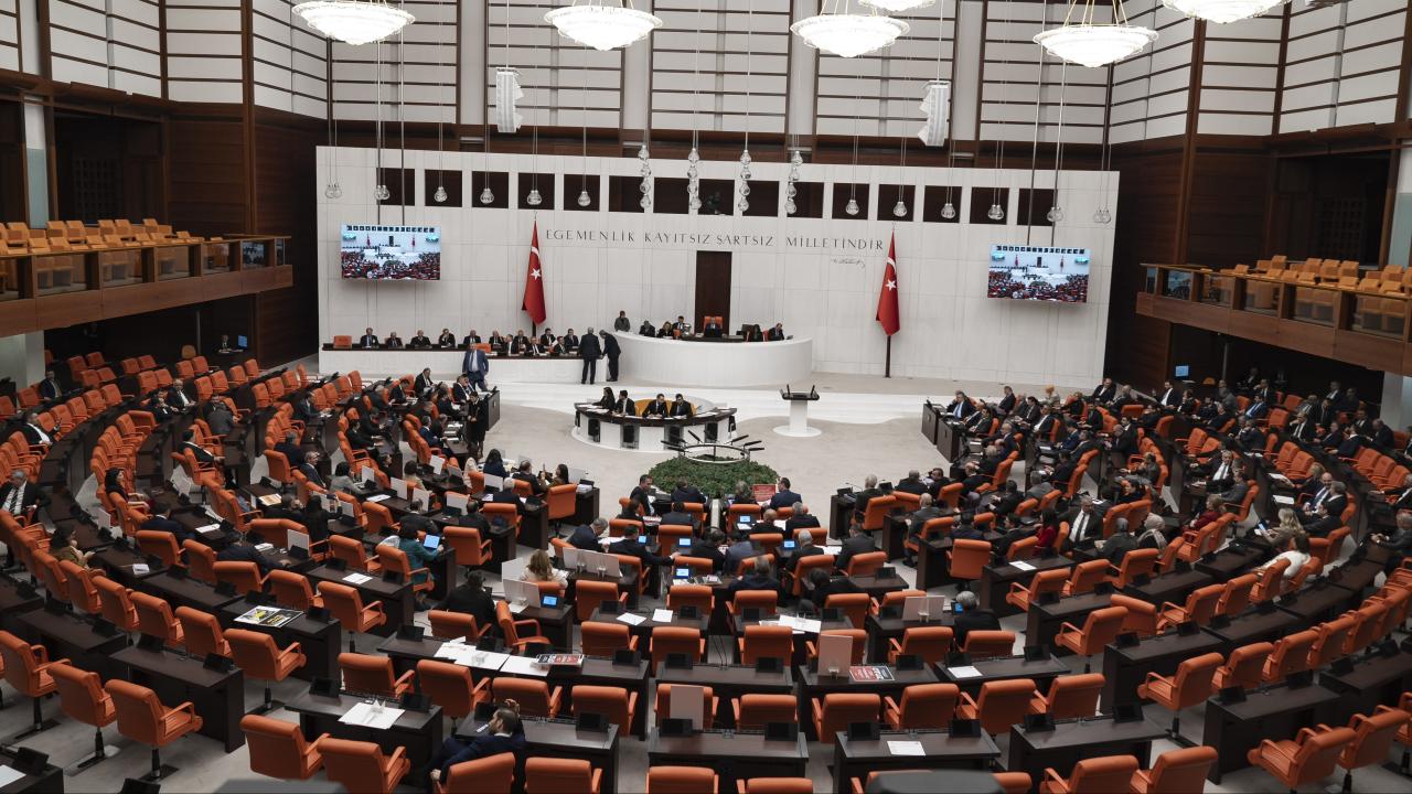 TBMM'de emekli aylığı mesaisi - Birlik Haber Ajansı