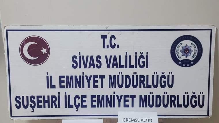Suşehri'nde Sahte Altın Operasyonu! 1 Milyon TL Değerinde Taklit Lira Ele Geçirildi, 1 Tutuklama