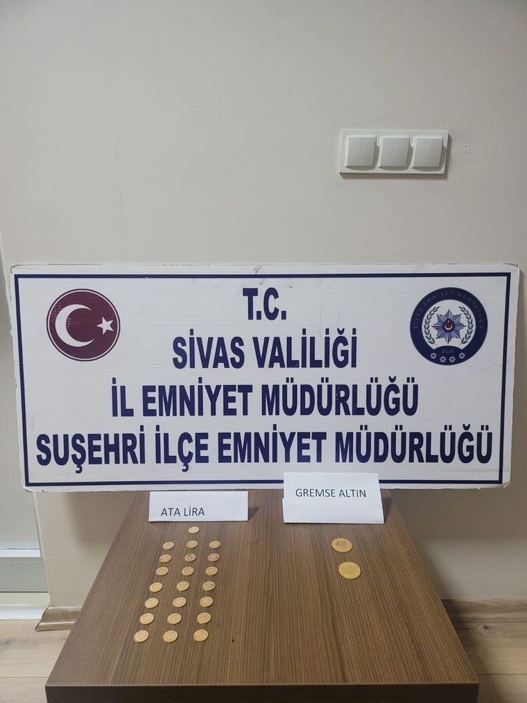 Suşehri'nde Sahte Altın Operasyonu! 1 Milyon TL Değerinde Taklit Lira Ele Geçirildi, 1 Tutuklama