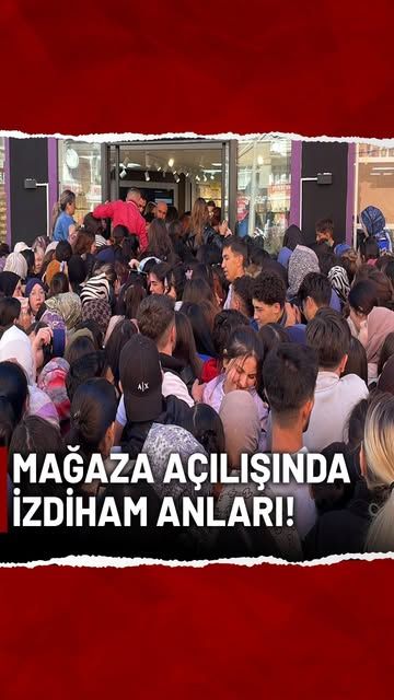 Karaman'da Açılışta İzdiham: Takı ve Kozmetik Mağazası Açılışına Büyük İlgi