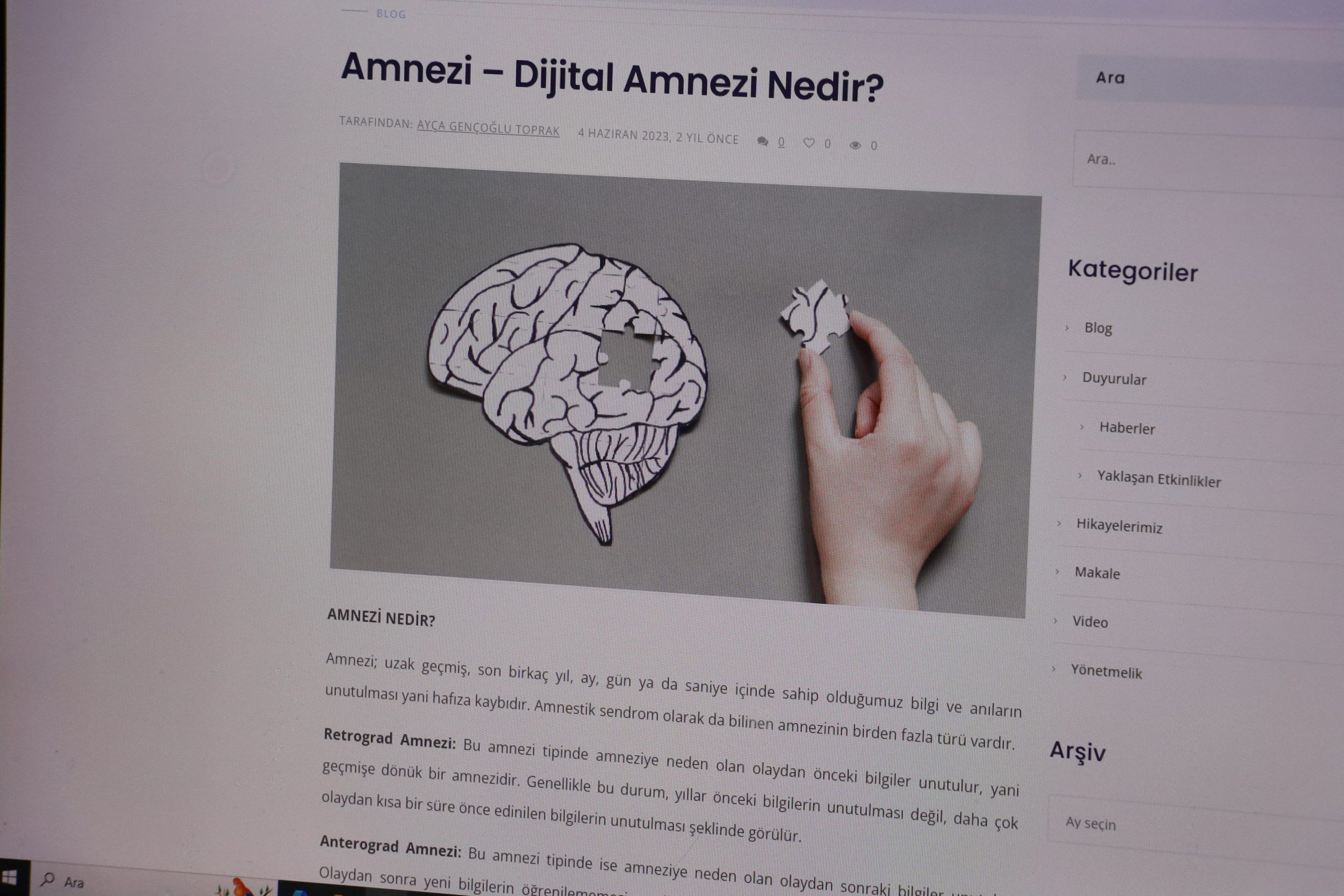 Sivaslı Bilim İnsanlarından Uyarı: Cep Telefonu Bağımlılığı Hafızayı Zayıflatıyor!