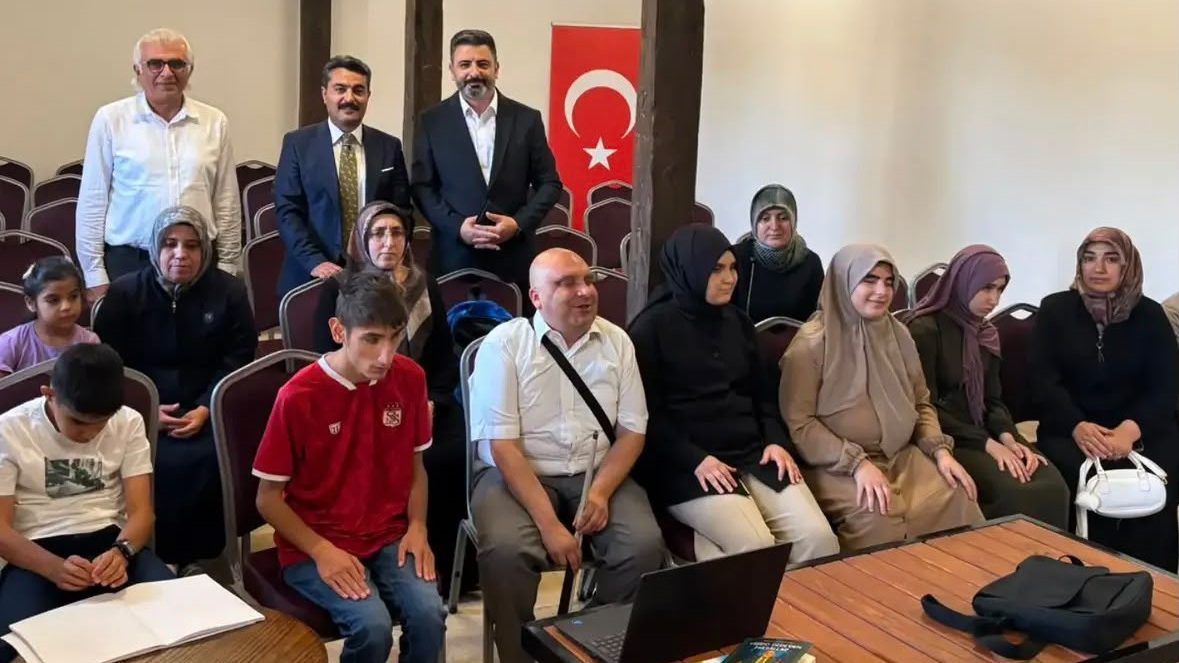 Sivas'ta Görme Engelli Öğrenciye Anlamlı Destek!