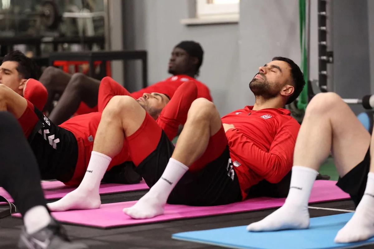 Sivasspor’da İstanbulspor Mesaisi Başladı: Kritik Maç Öncesi İlk Adım Atıldı