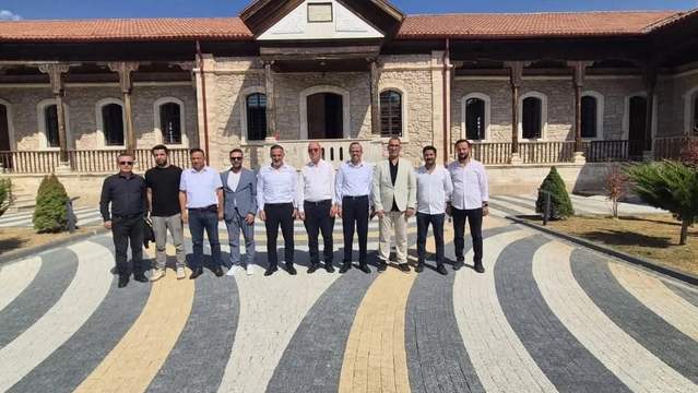Sivas'ta Kütüphaneler Yenileniyor: Numan Efendi ve Fevzipaşa Kütüphaneleri Yakında Hizmete Giriyor