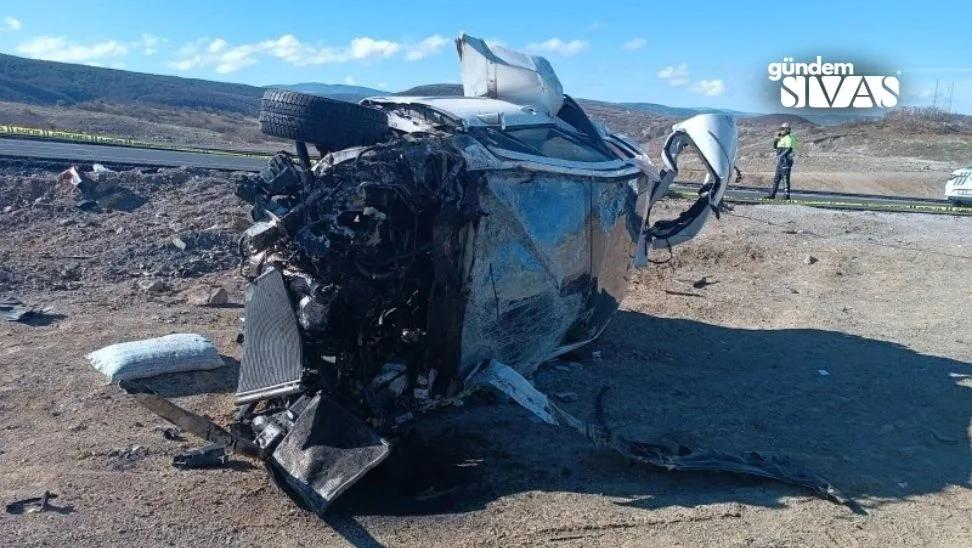 Sivas-Yozgat Yolunda Kaza: 1 Ölü, 2 Yaralı!