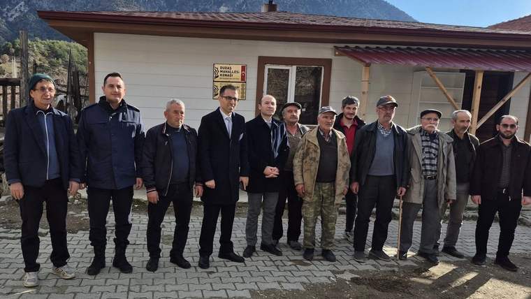 Beypazarı'nda Kaymakam ve Başsavcıdan Dudaş Mahallesinde şehit ailesine ziyaret - Birlik Haber Ajansı
