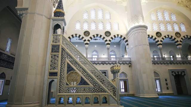 Cuma hutbesinde sosyal medya ve mahremiyet uyarısı
