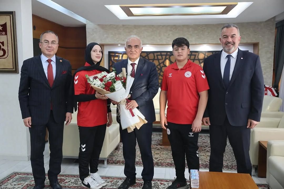 Sivas'tan Avrupa Şampiyonlarına Başkan Vekilinden Tebrik Ziyareti