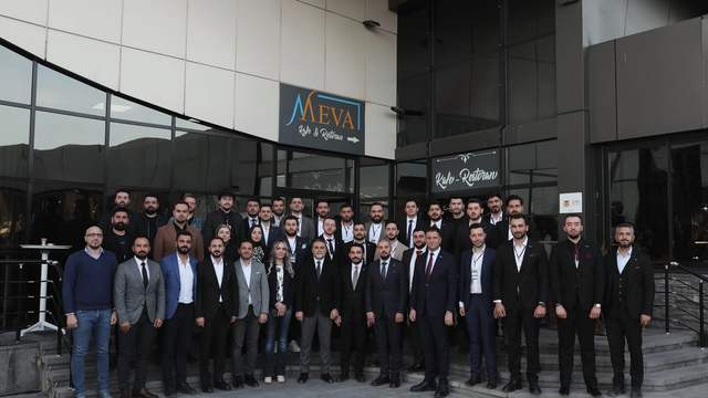 Genç MÜSİAD Sivas Şubesi'nde Bayrak Değişimi Gerçekleşti