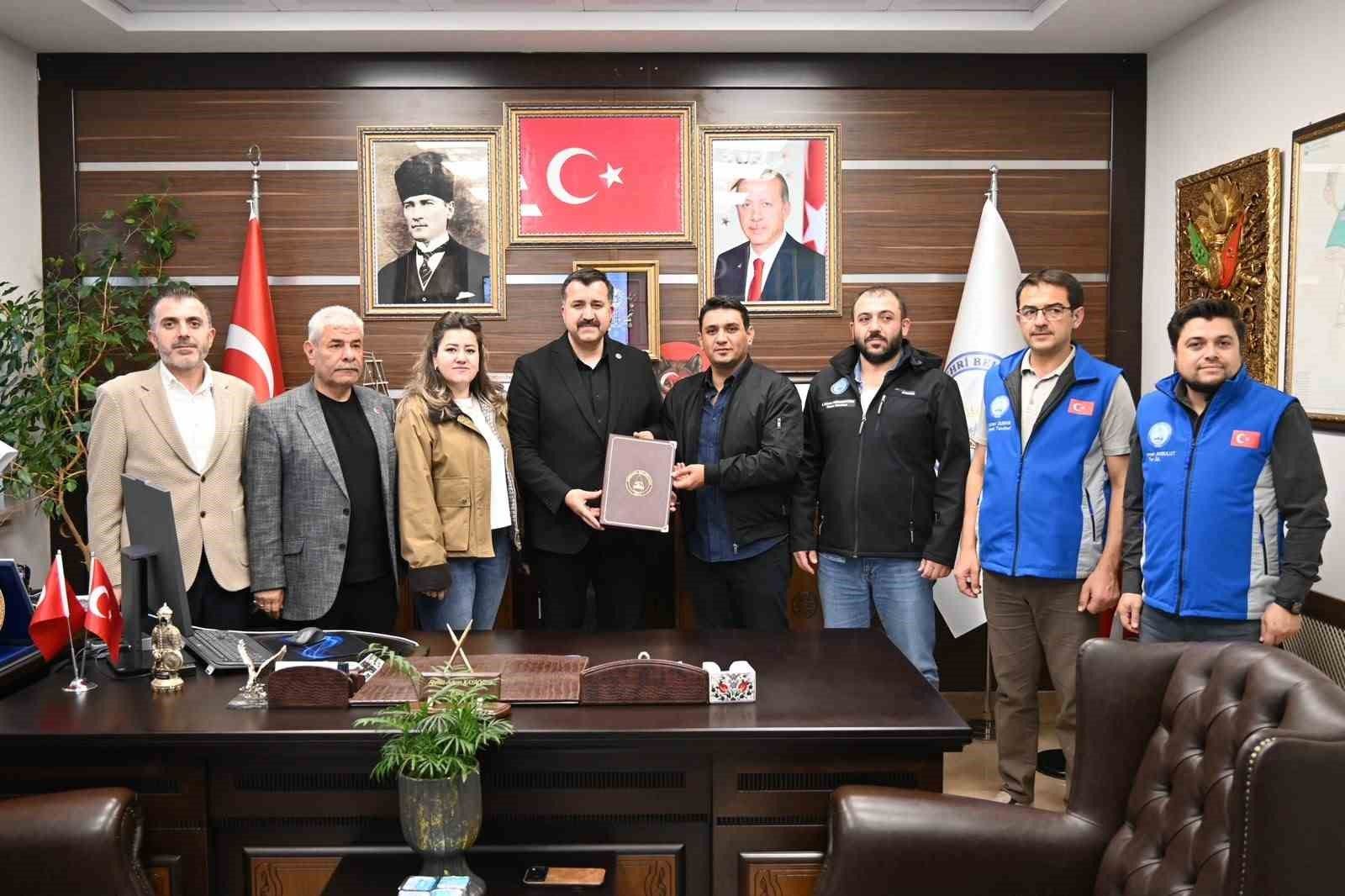 100 milyon liralık yatırım için Suşehri’nde imzalar atıldı