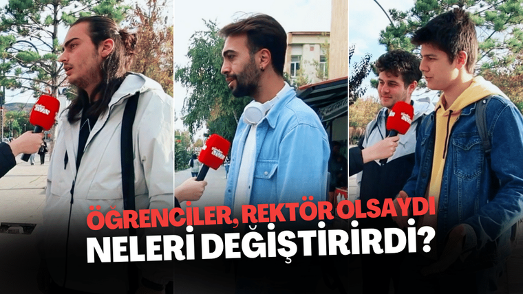 Açık havada dört genç erkek görülüyor; iki kırmızı mikrofon, farklı kişilerin yanında ve önünde tutuluyor.