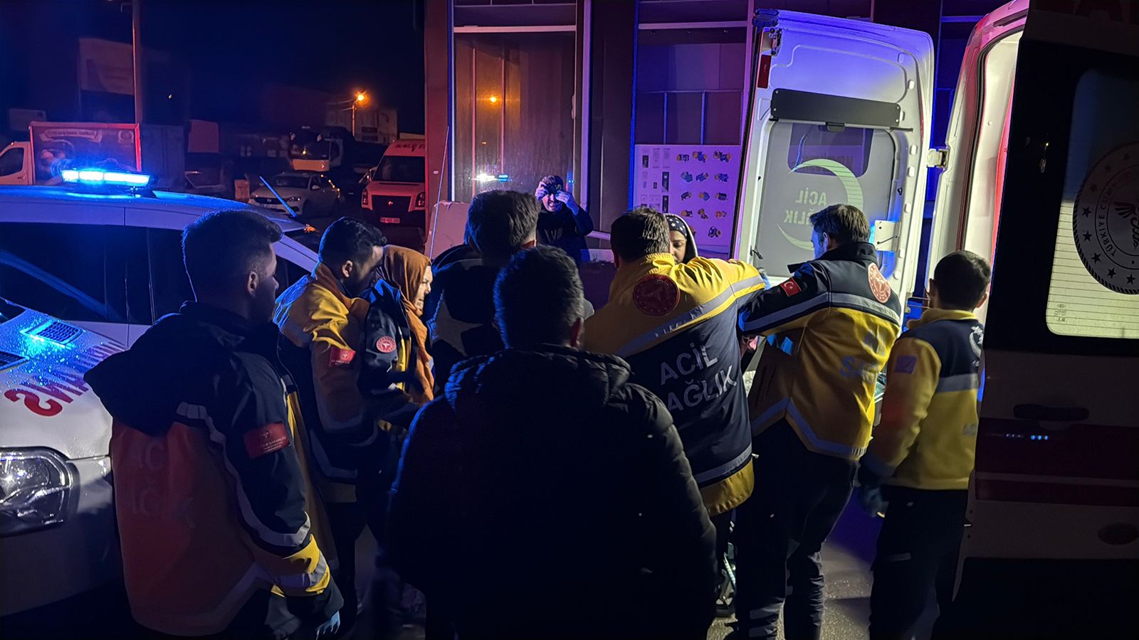 Sivas’ta Kan Donduran Olay: Baba ve Oğul Hayatını Kaybetti, 15 Yaşındaki Şüpheli Tutuklandı