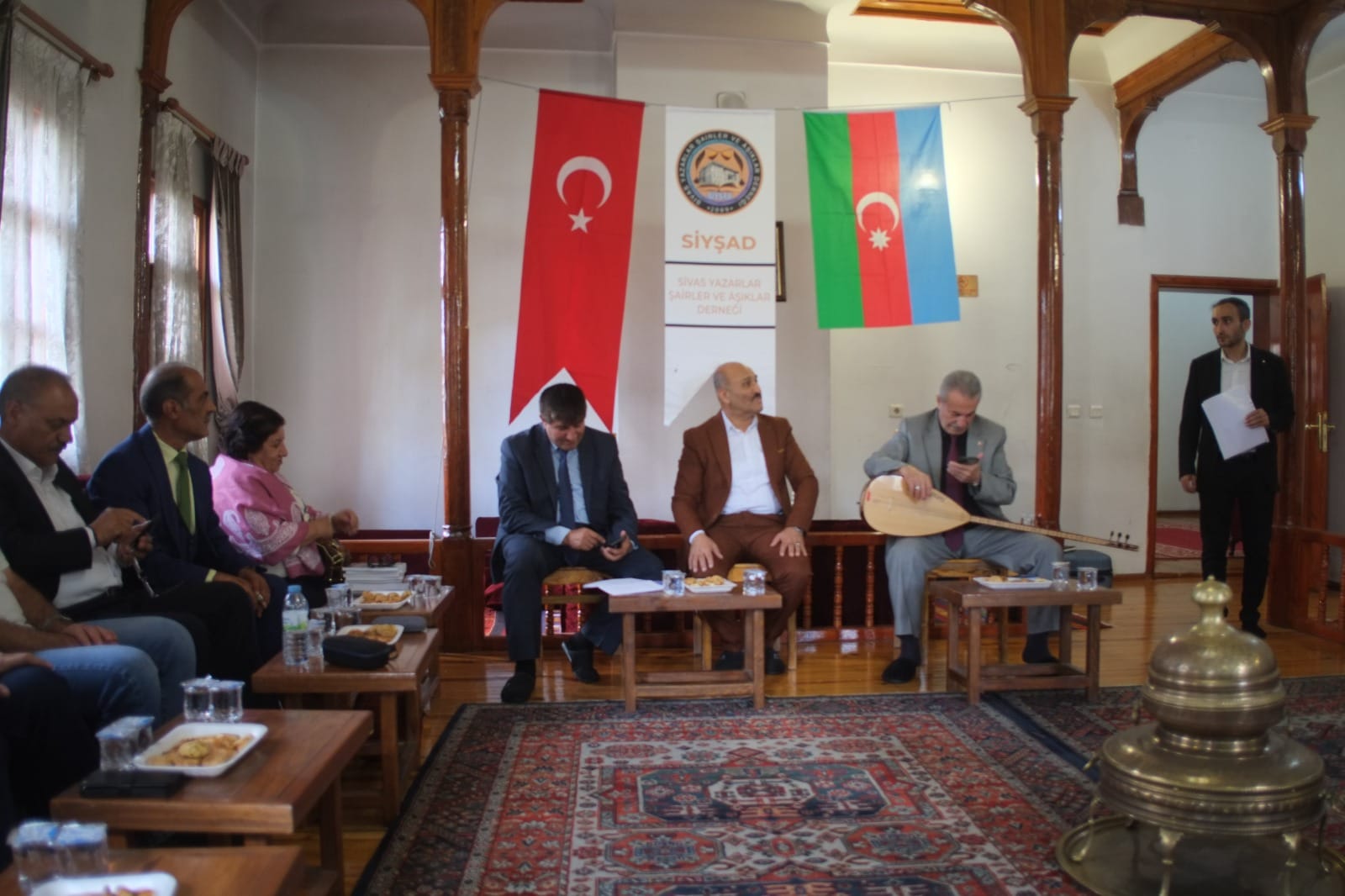 Bakü-Tebriz-Sivas Buluşmasında Gönüller Bir Araya Geldi