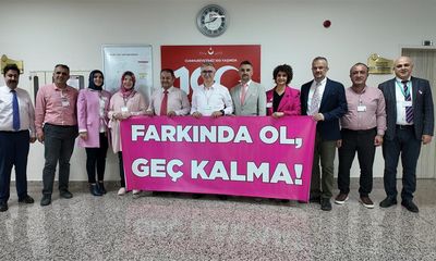 Sivas Numune Hastanesi'nden Meme Kanseri Farkındalık Ayı'na Pembe Destek