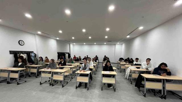 Sivas Halk Eğitimi Merkezi’nde tıp ve mühendislik başarısı