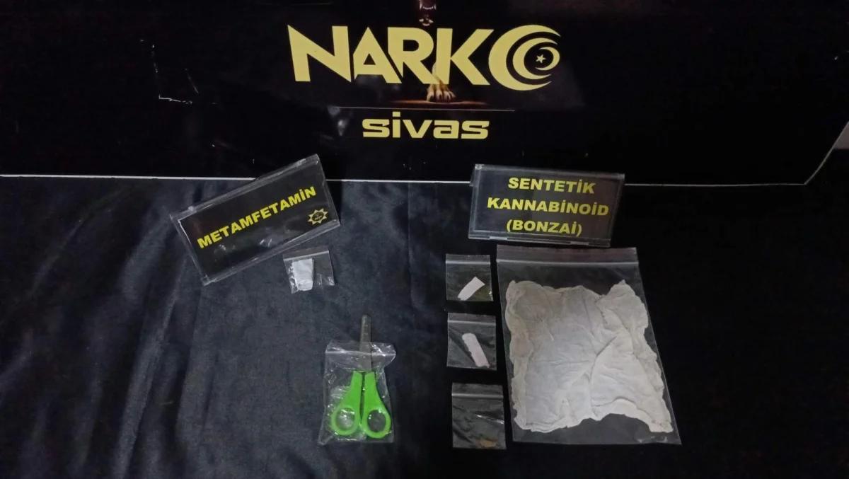 Sivas’ta Narkotik Operasyonu: Sentetik Uyuşturucu Ele Geçirildi, 3 Şüpheli Tutuklandı