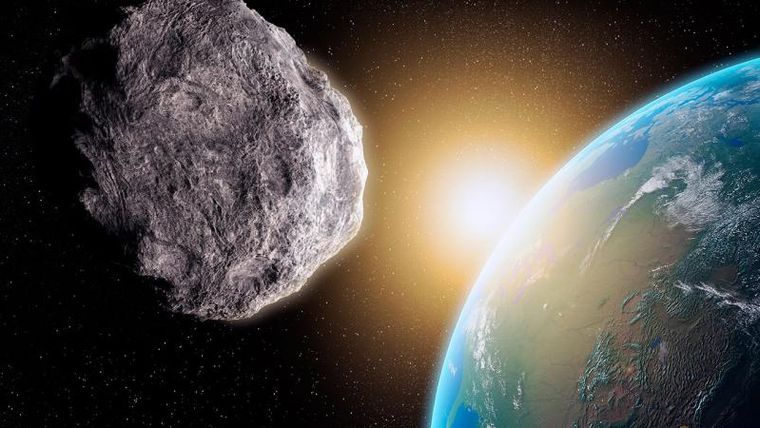 Uzayda Ay'a çarpabilecek asteroit tehlikesi - Birlik Haber Ajansı
