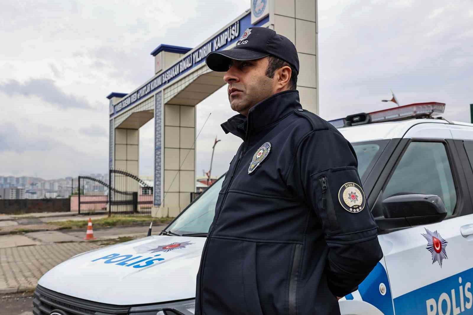 Sivas’ta öğrencilerin huzuru için ekipler sahada