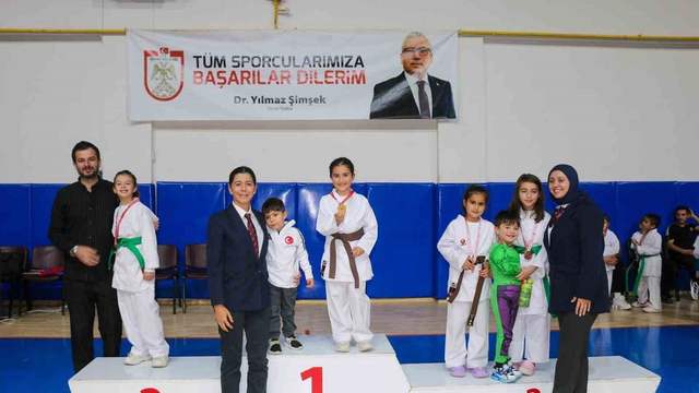 Sivaslı karateciler, yeni lig etaplarında yarışmayı sürdürecek