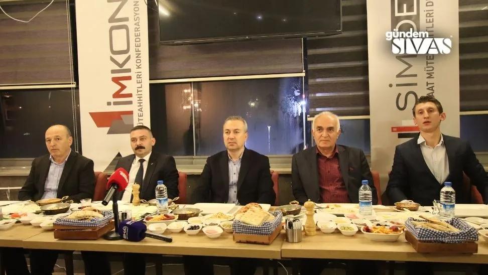 Müteahhitler, Adem Başkan ile SİMDER Sahurunda Buluştu