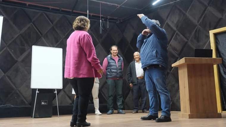 Kemer Belediyesi personeline seminer - Birlik Haber Ajansı