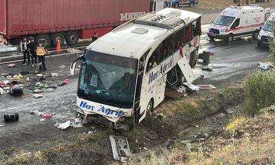 Sivas'ta Korkunç Otobüs Kazası: 4 Ölü, 33 Yaralı