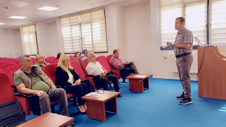 Sivas Cumhuriyet Üniversitesi Veteriner Fakültesi Akreditasyon Hazırlık Toplantısı Yapıldı