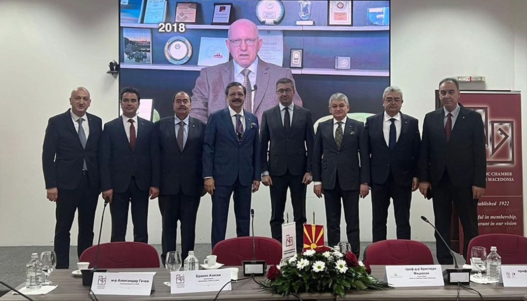 Başkan Meçikoğlu Burdur heyeti ve Başkan Hisarcıklıoğlu ile birlikte Üsküp'te - Birlik Haber Ajansı