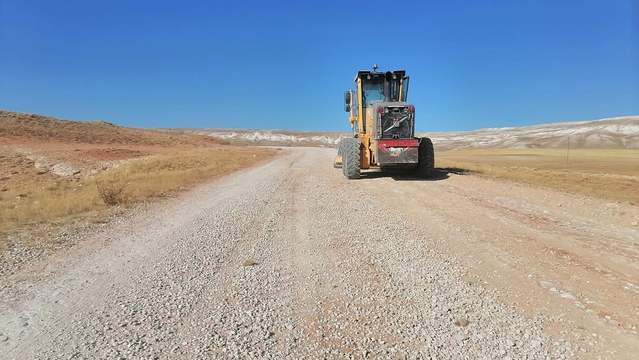 Sivas'ta Kurtoğlu Köyü'nün Yolu Yenilendi: Ulaşım Sorunu Çözüldü